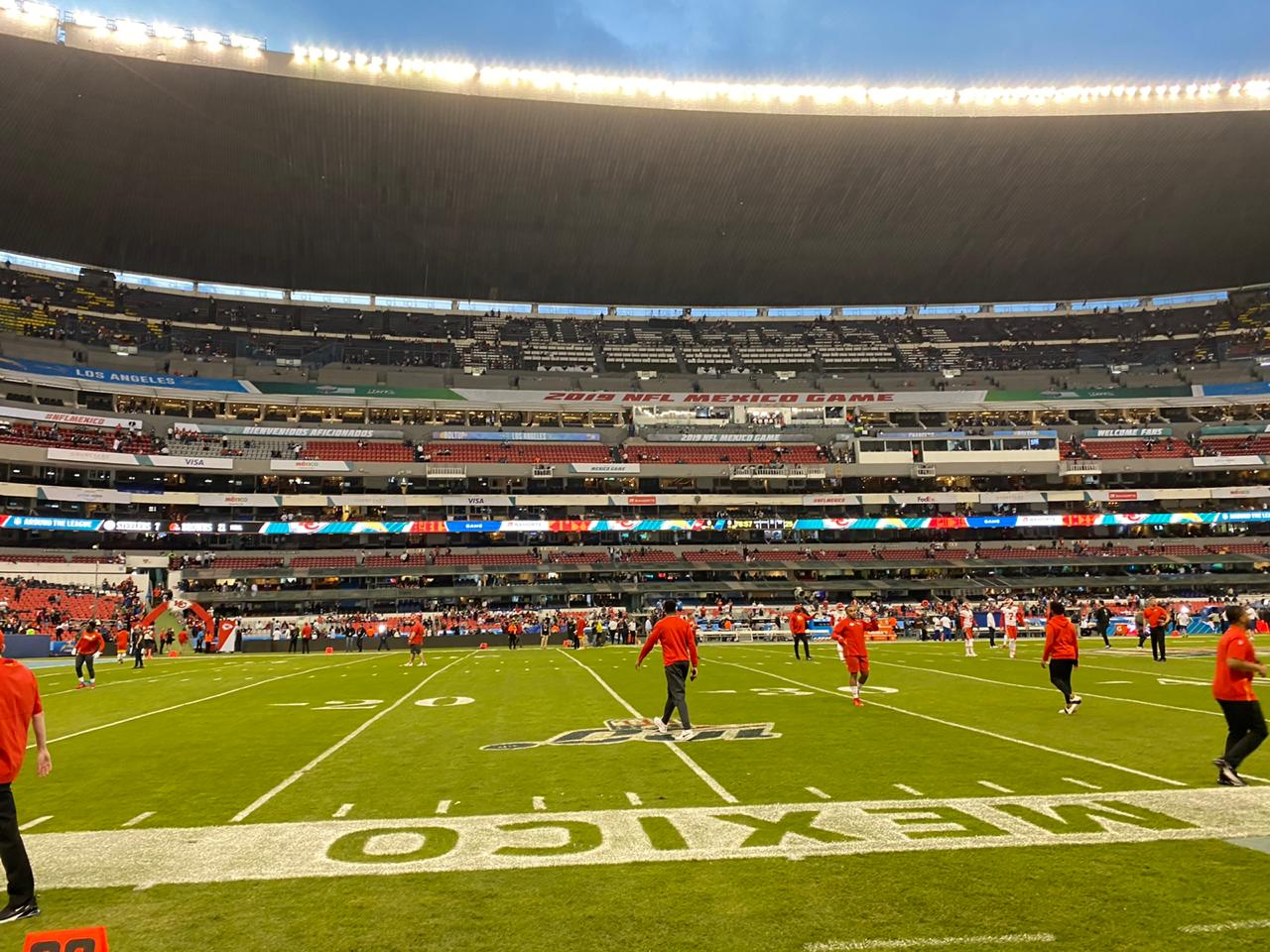 En imágenes y videos, así se vivió el juego entre Chiefs vs Chargers en México