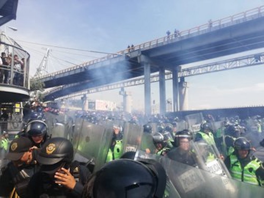 granadas-policías-federales-cdmx-aicm