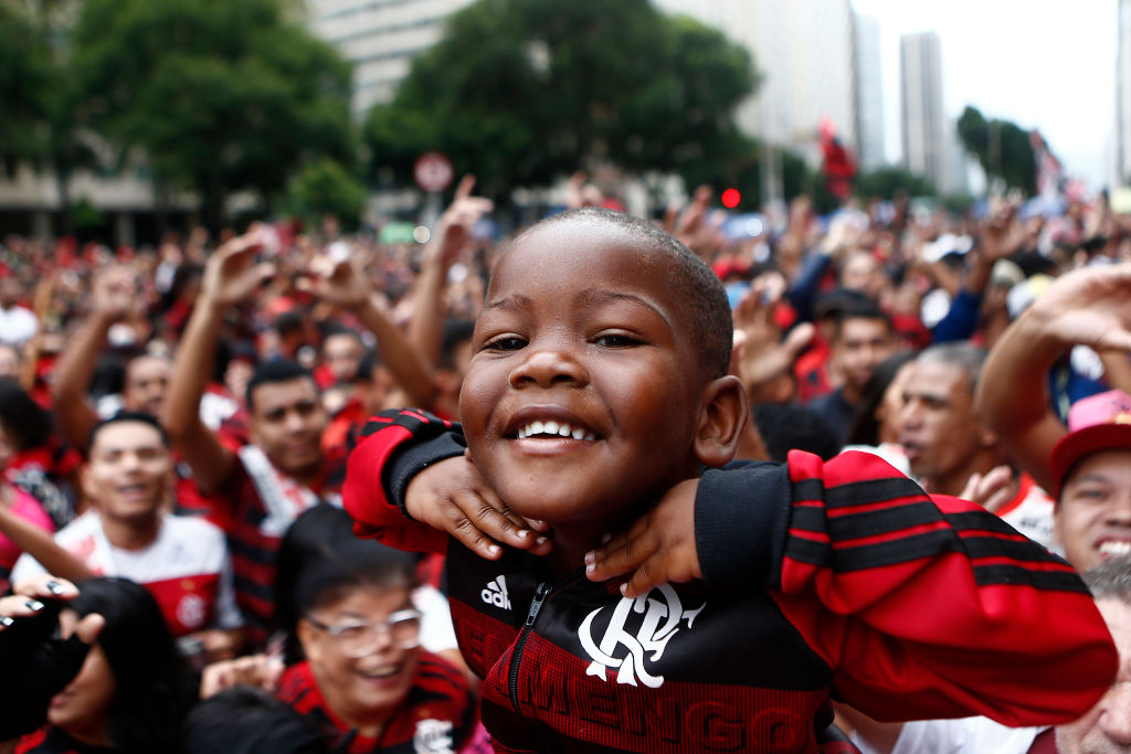 En imágenes y video: Flamengo celebró con miles de aficionados su título de la Copa Libertadores