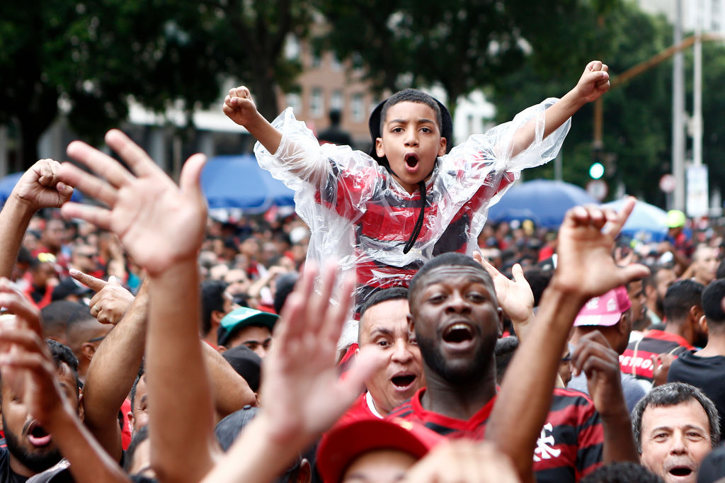 En imágenes y video: Flamengo celebró con miles de aficionados su título de la Copa Libertadores