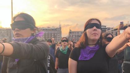 violador-eres-tu-fotos-mexico-cdmx-cancion-performance-zocalo-01