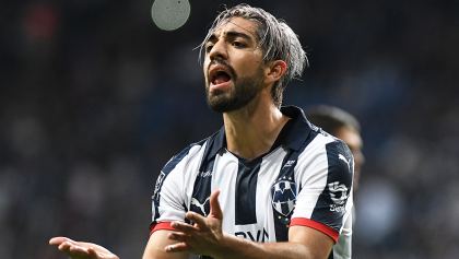 Tampoco es la bomba: Rayados descarta la salida de Rodolfo Pizarro