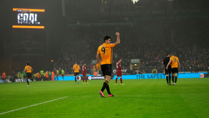 El gol de Raúl Jiménez que la Premier League nominó al mejor del mes