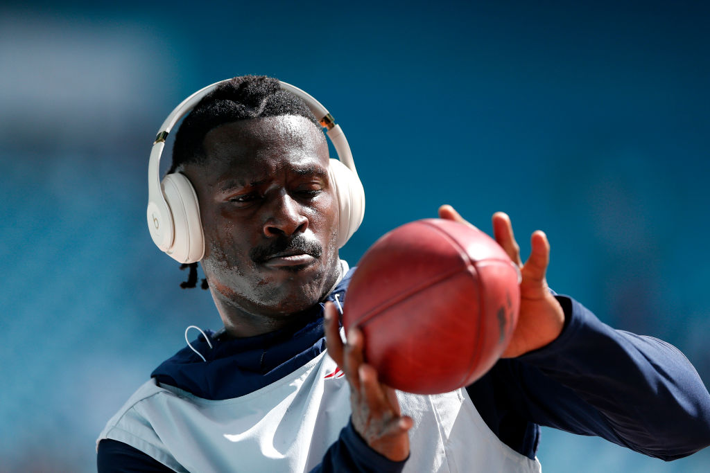 antonio-brown-sospechoso-entrenador-robo-trailer-agresion-conductor