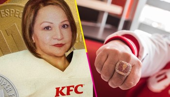 destacada kfc super fan anillo finger lickin ring