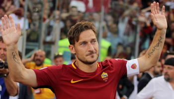 El milagro de Francesco Totti: Su voz habría despertado a una jugadora de la Lazio que llevaba 270 días en coma