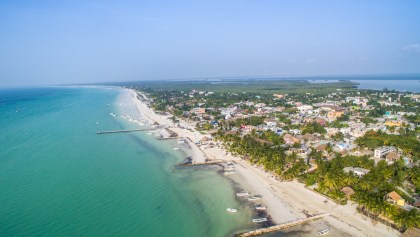 holbox-semarnat-empresa-turismo-zona-protegida-pierde-hectareas-quintana-roo-01