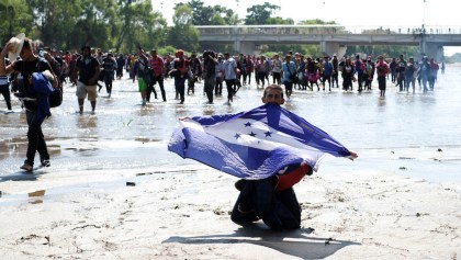 caravana-migrante-rio-suchiate-frontera