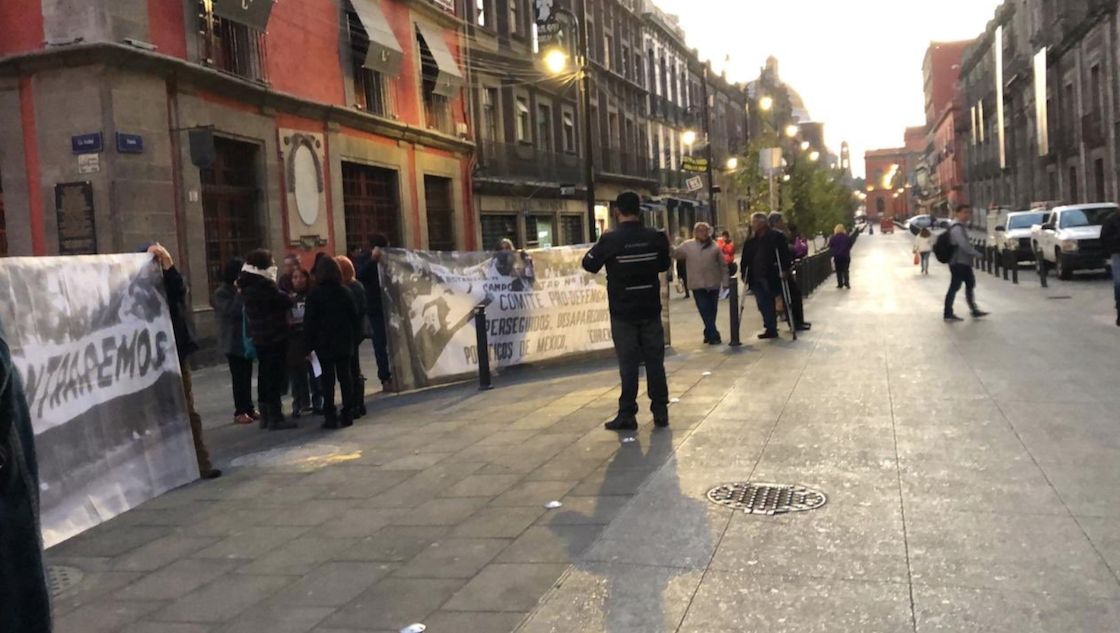 rosario-piedra-palacio-nacional-protesta