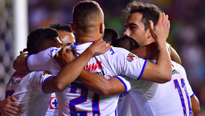 Saluden al líder: Cruz Azul mantuvo su racha con goleada sobre Monarcas