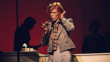 lanzaran-disco-en-vivo-inedito-de-david-bowie