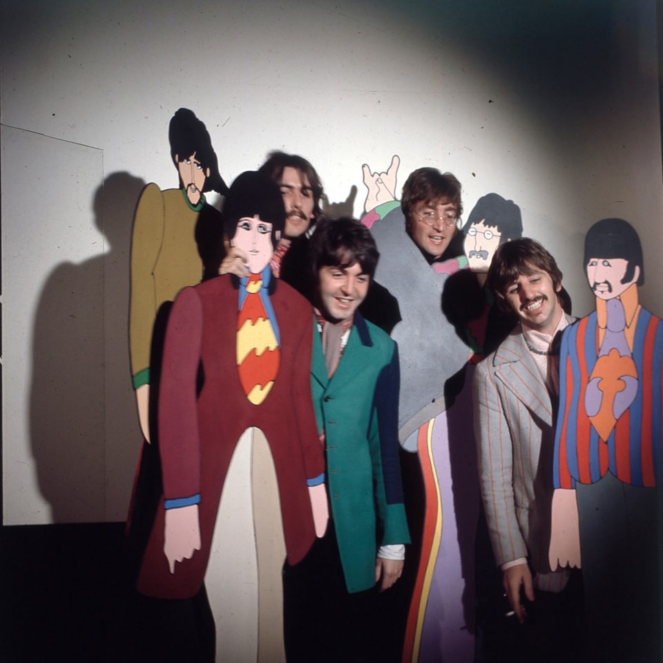 the-beatles-yellow-submarine-youtube