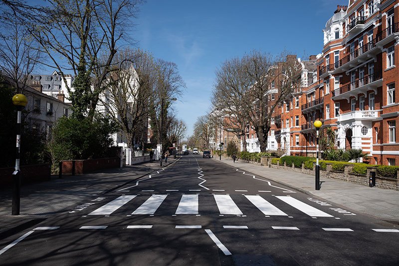 Gracias al confinamiento lograron pintar el crucero de Abbey Road 