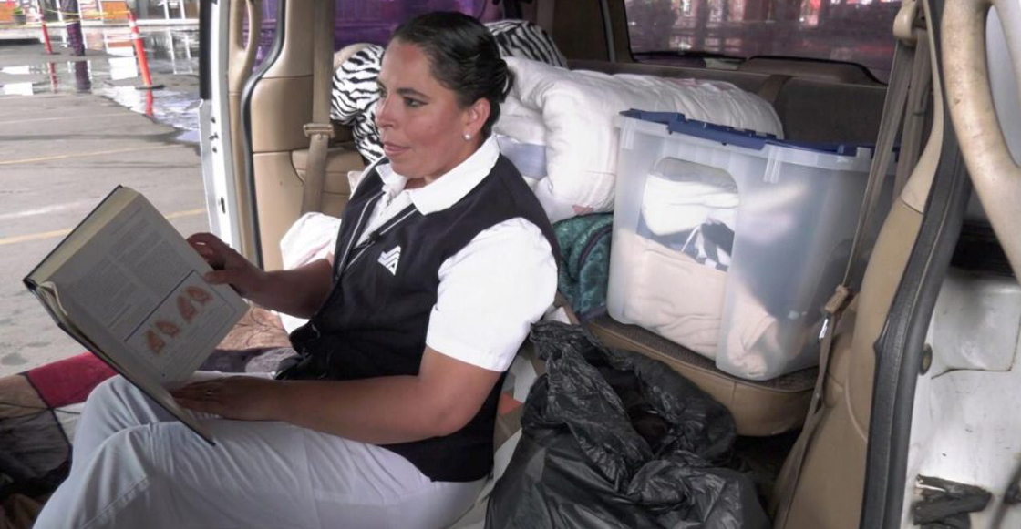 camioneta-dormitorio-silvia-enfermera-tijuana