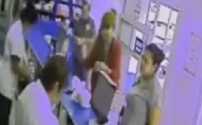 Y en Monterrey: Mujer afirma tener coronavirus y amenaza con contagiar una farmacia 