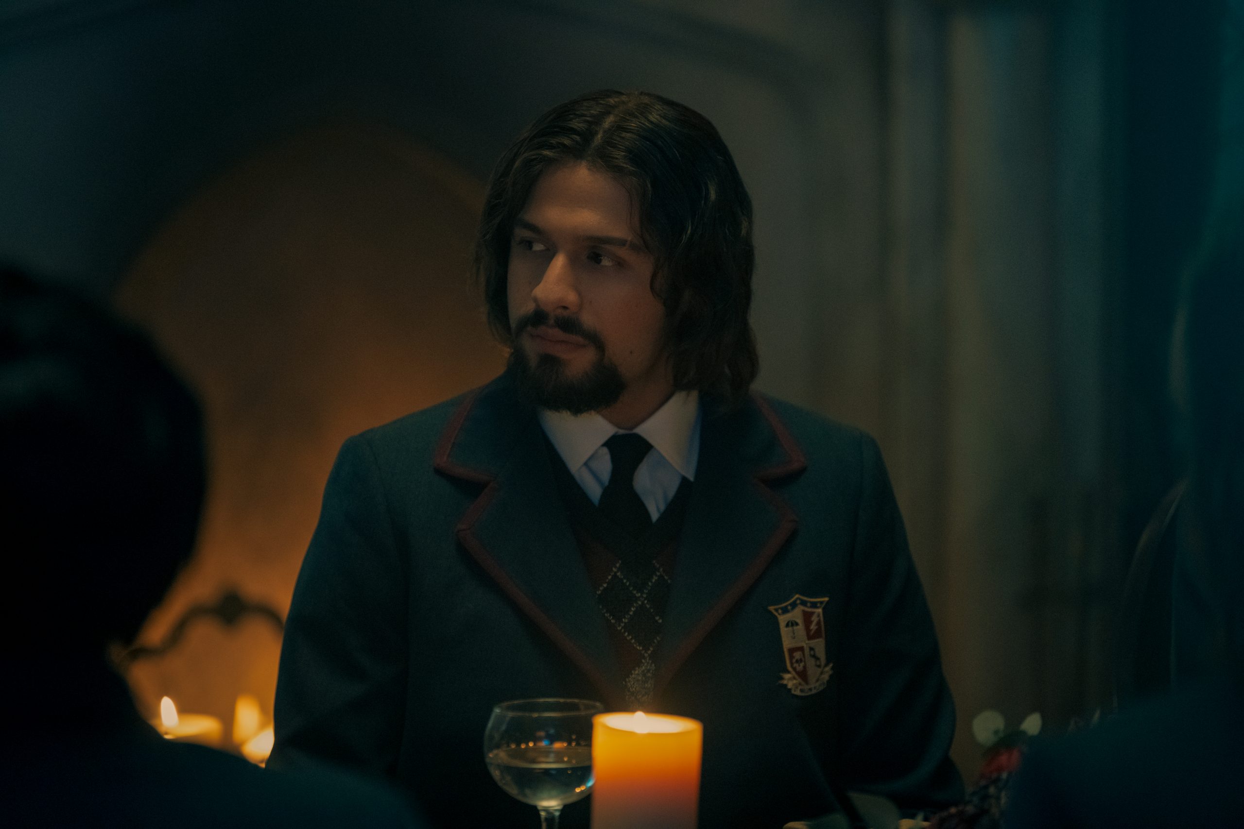 Checa En Exclusiva Las Primeras Imágenes De La Segunda Temporada De The Umbrella Academy 