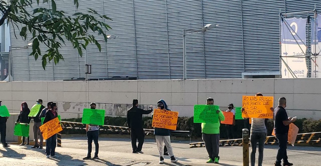 manifestacion-trabajadores-camilleros-centro-citibanamex