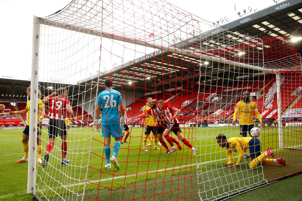 El penal que guió al Arsenal a las semifinales de la FA Cup