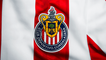 Totalmente oficial: Chivas presentó sus uniformes para el Apertura 2020