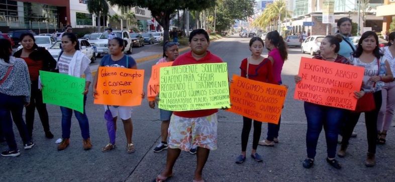 papas-niños-cancer-disculpa-publica-beatriz-gutierrez-muller