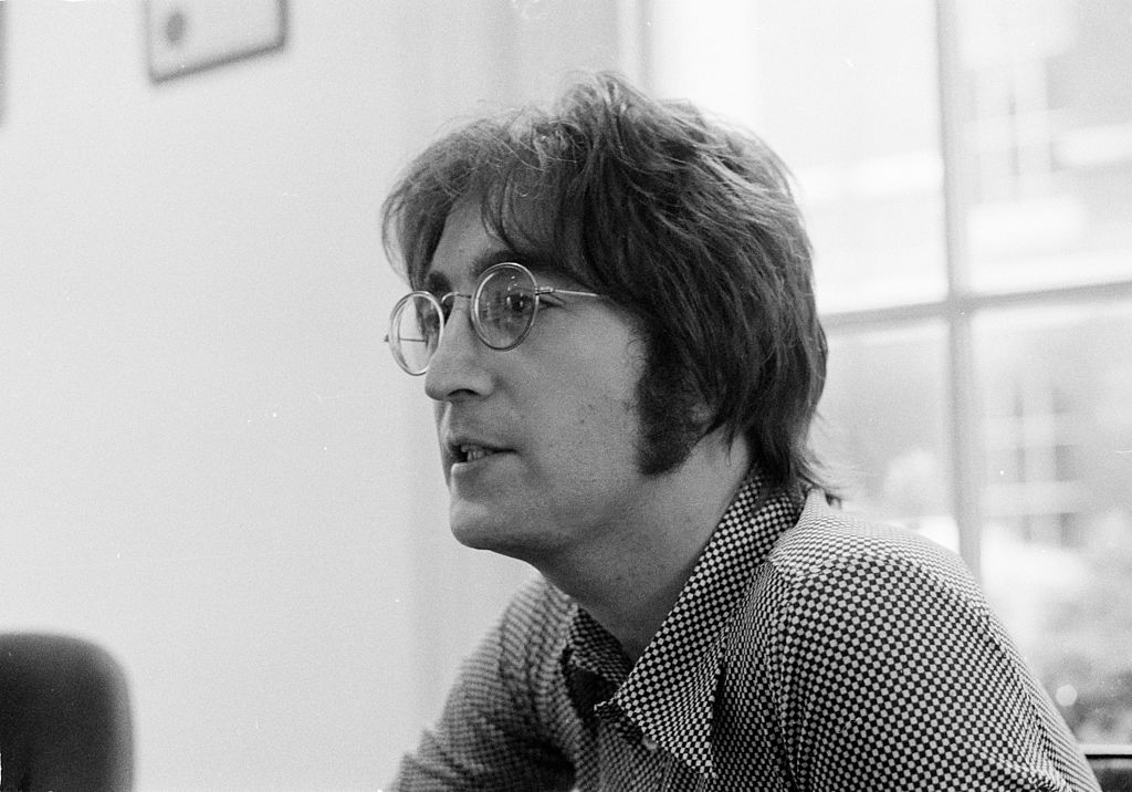 Los 80 años de John Lennon se marcarán con el nuevo álbum de remixes "Gimme Some Truth"