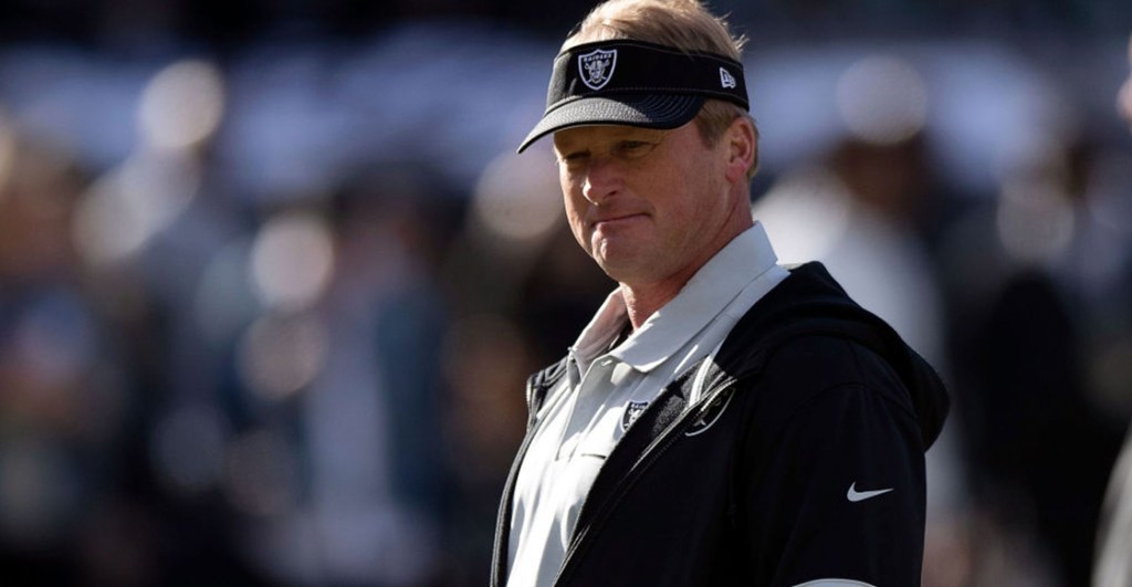 Jon Gruden engañó a los jugadores de los Raiders diciéndoles que tenía coronavirus