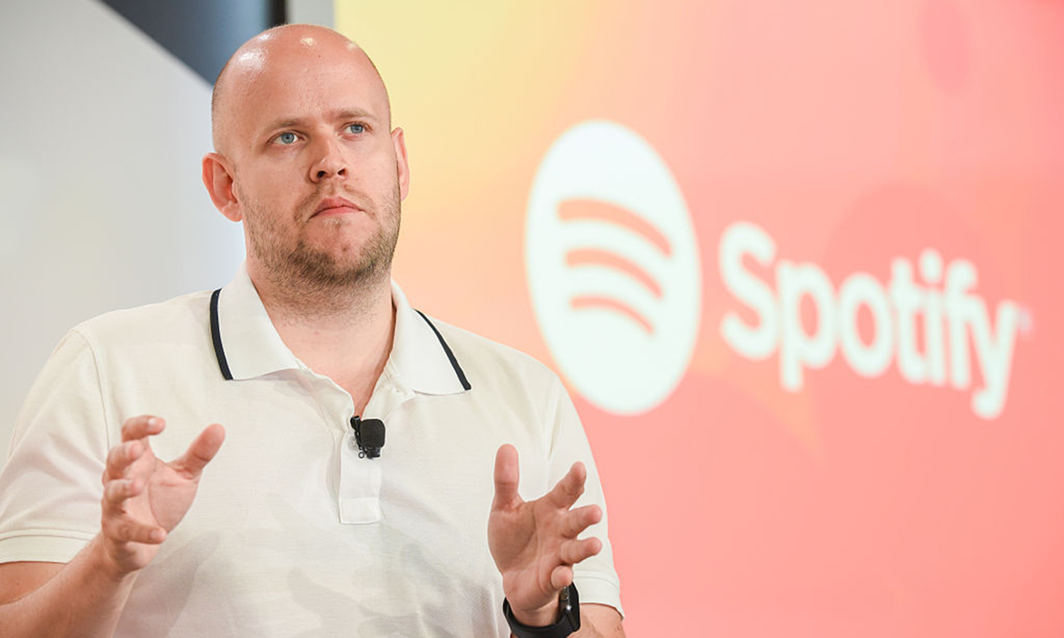 ¿De Qué Se Trata La Pelea Entre Los Músicos Y El CEO De Spotify?