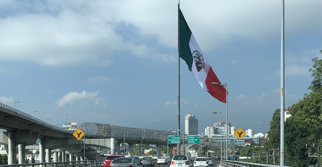 bandera-cdmx-al-reves