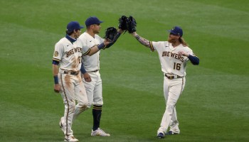 brewers-unen-boicot-bucks-mlb-mariners