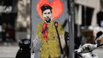 El graffiti con el que despiden a Lionel Messi del Barcelona