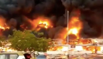 incendio-mercado-ajman-emiratos-arabes-unidos