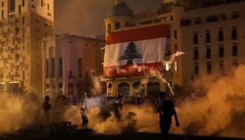 Se intensifican las protestas contra el gobierno de Líbano por explosión en Beirut