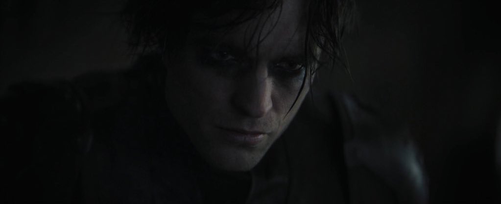 ¿Bruce Wayne emo? Checa a Robert Pattinson en estas imágenes de 'The Batman'