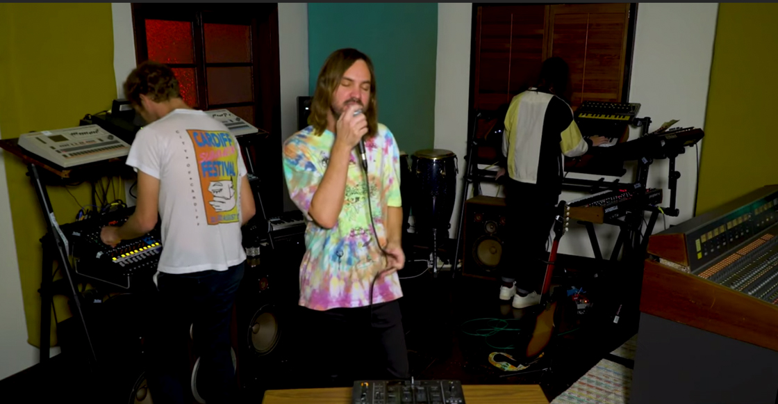 Tame Impala en Tiny Desk