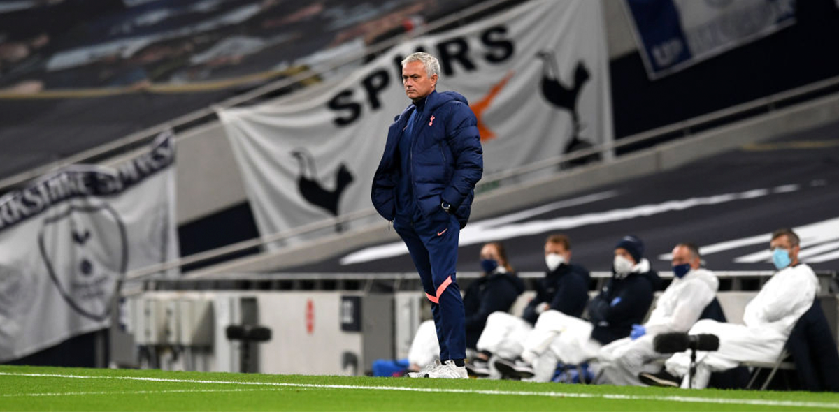 ¿Fue al baño? El peculiar momento de Eric Dier y Mourinho en la Carabao Cup