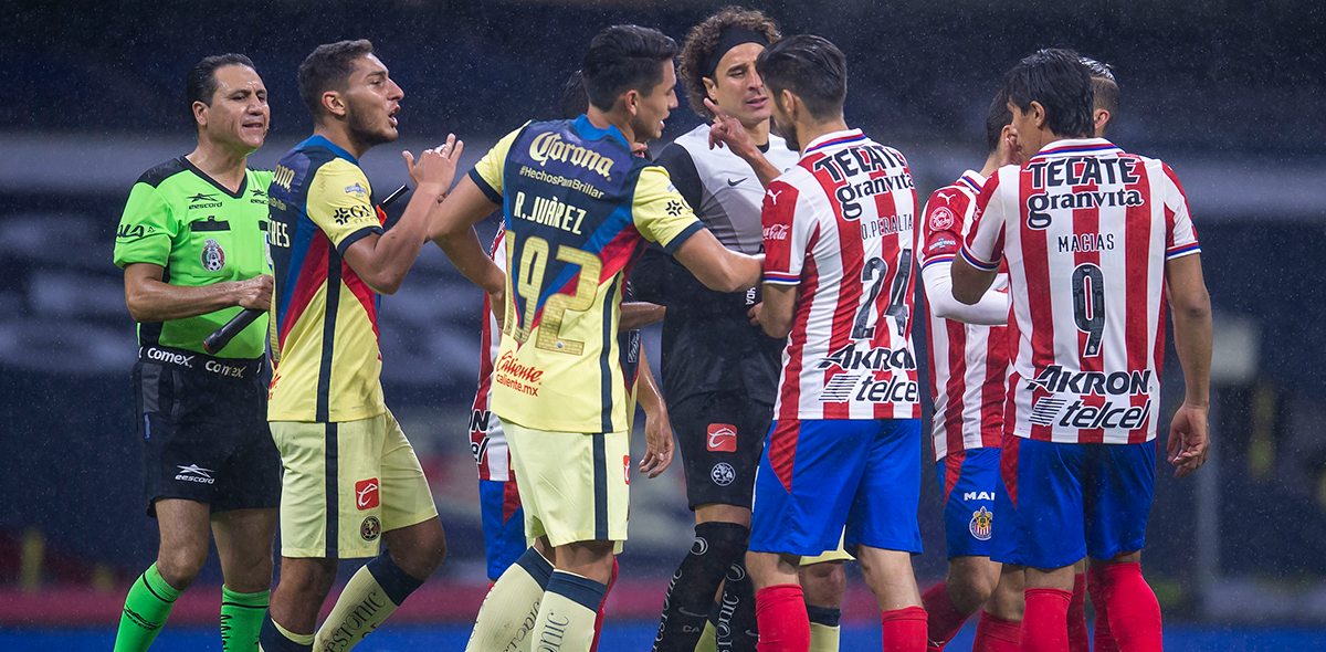 ¡Con todo! Pulido criticó a Antuna y Oribe por su actitud tras el Clásico Nacional