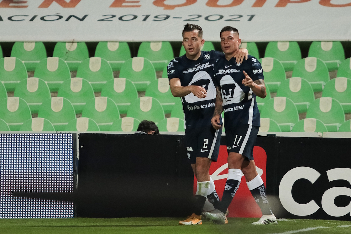 El golazo endemoniado de Iturbe en la visita de Pumas a Santos