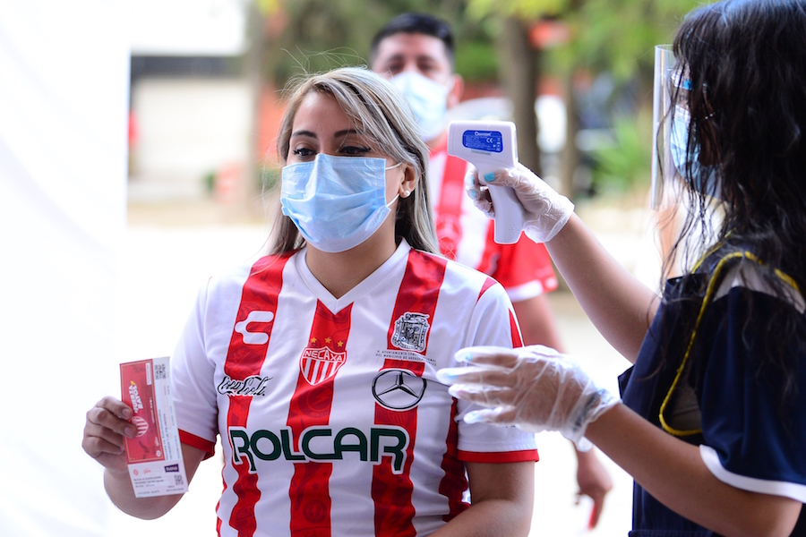 Así fue el regreso y el primer gol con aficionados 