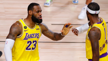 Récord de LeBron James y susto de Anthony Davis en el triunfo de los Lakers en el Juego 4 de las Finales de la NBA