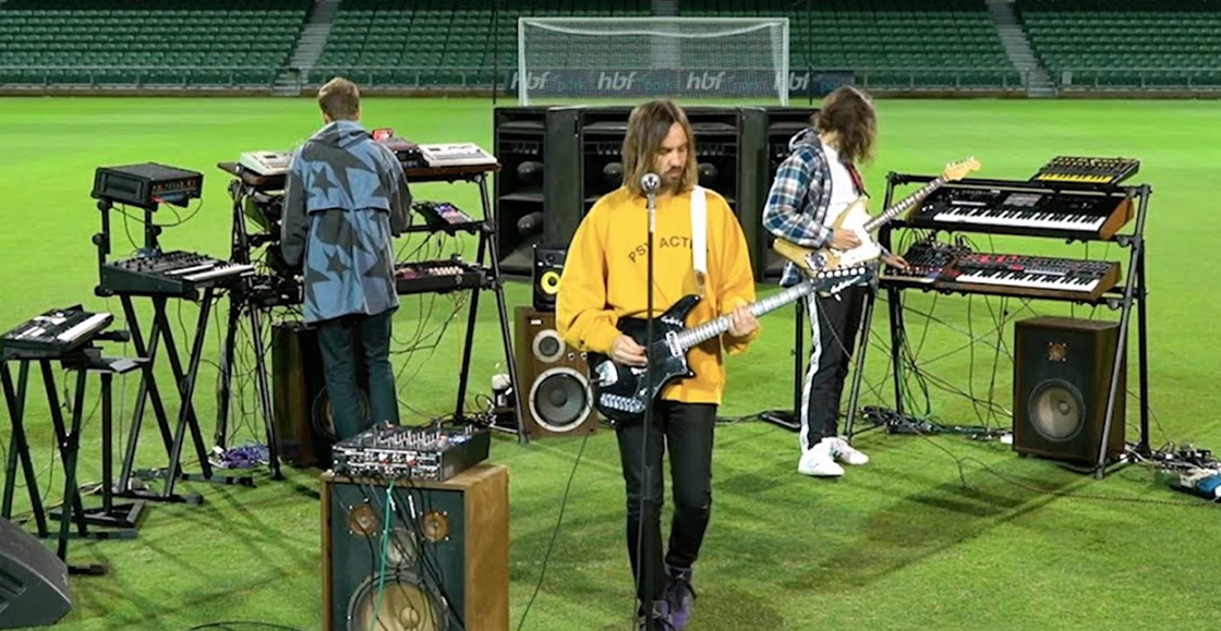 ¡Checa a Tame Impala tocando en un estadio vacío!