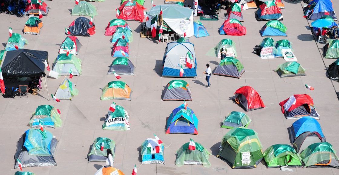 frenaaa-manifestacion-zocalo-gobierno