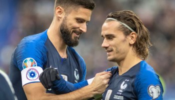 "Es el futuro del Barcelona": Giroud defendió a Griezmann de las críticas y ataques