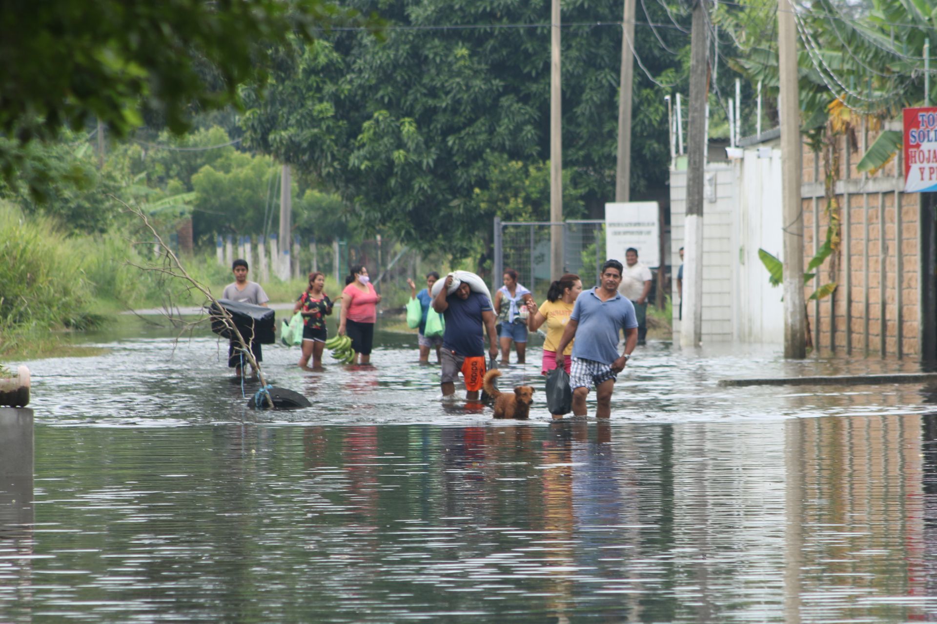 Aún se encuentran inundadas como Boquerón, Ixtacomitan y Río Viejo, por el desbordamiento del Río Carrizal.