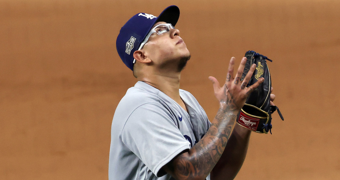 Julio Urías y el deseo de emular a Fernando Valenzuela: "Representar algo similar es importante"