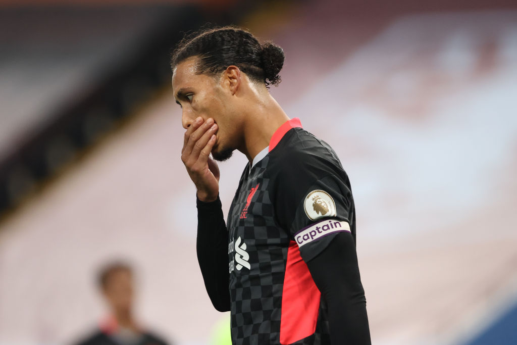 Liverpool confirmó que Van Dijk será operado tras sufrir daño en el ligamento cruzado