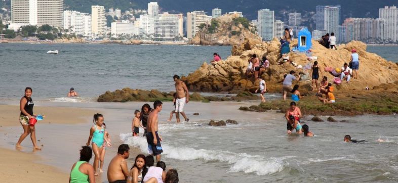 guerrero-playas-turistas-covid-19