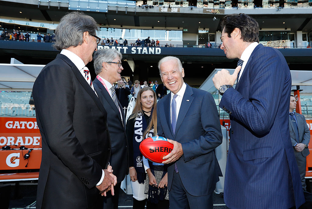 Joe Biden y su afición deportiva por la NFL y los Philadelphia Eagles