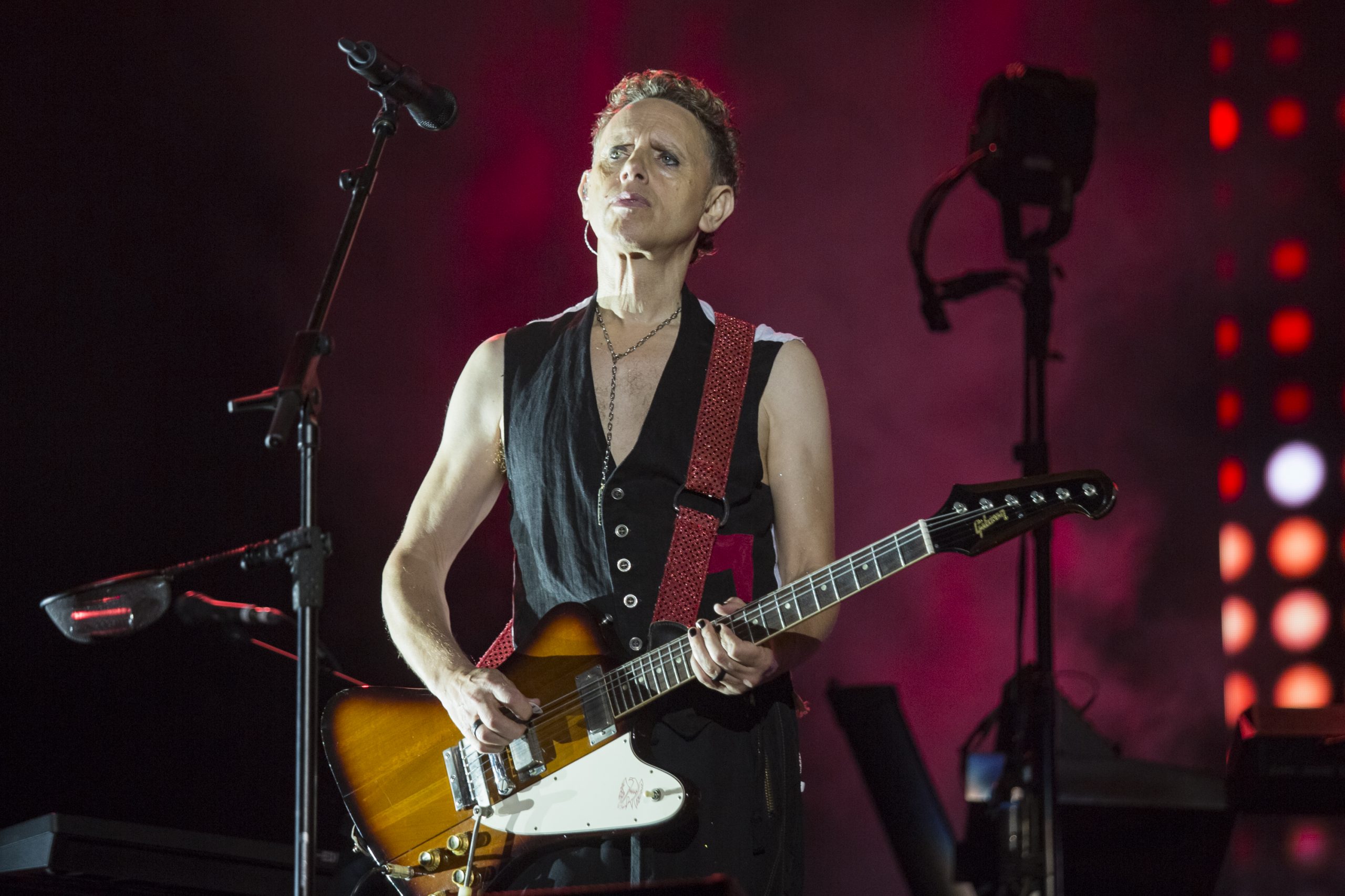 ¡Martin Gore de Depeche Mode lanzará su segundo EP como solista en 2021!