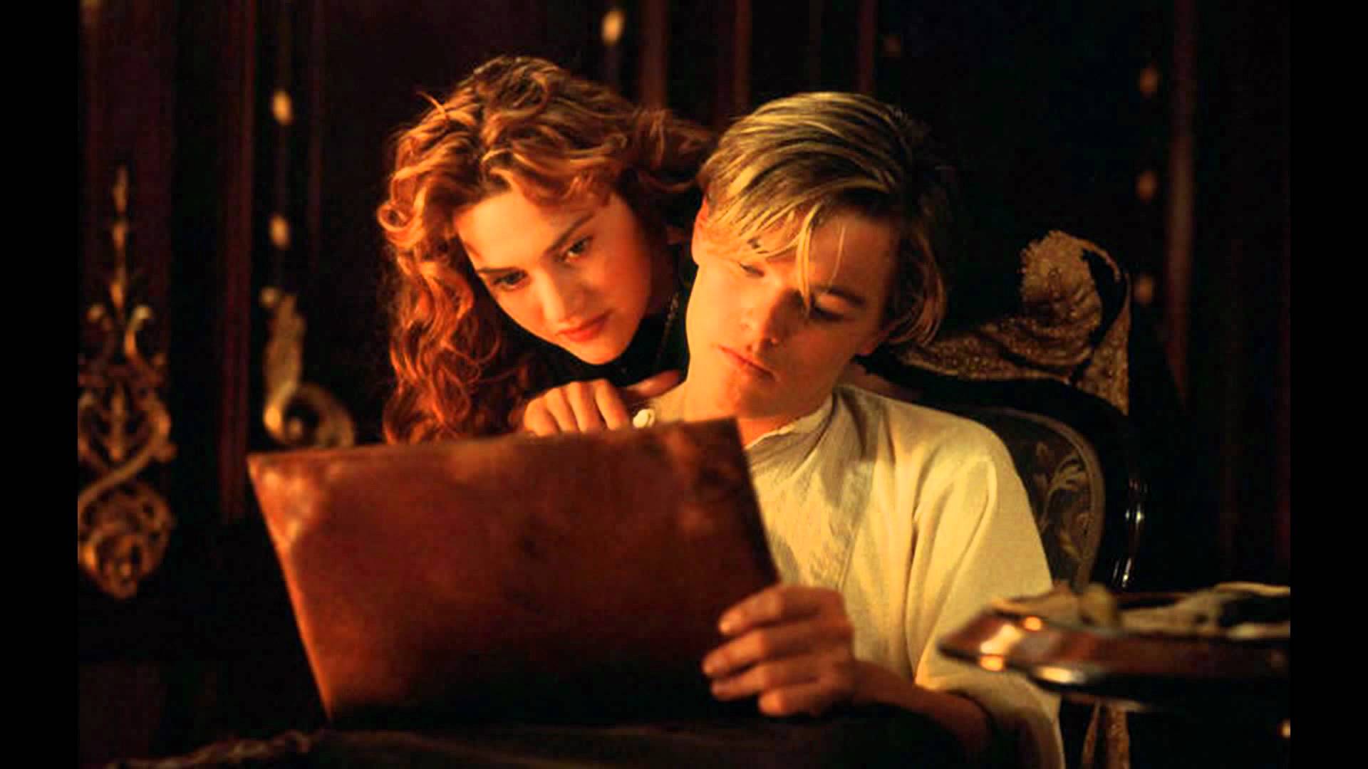 Pareja se ahoga durante sesión de fotos por intentar recrear una escena de Titanic