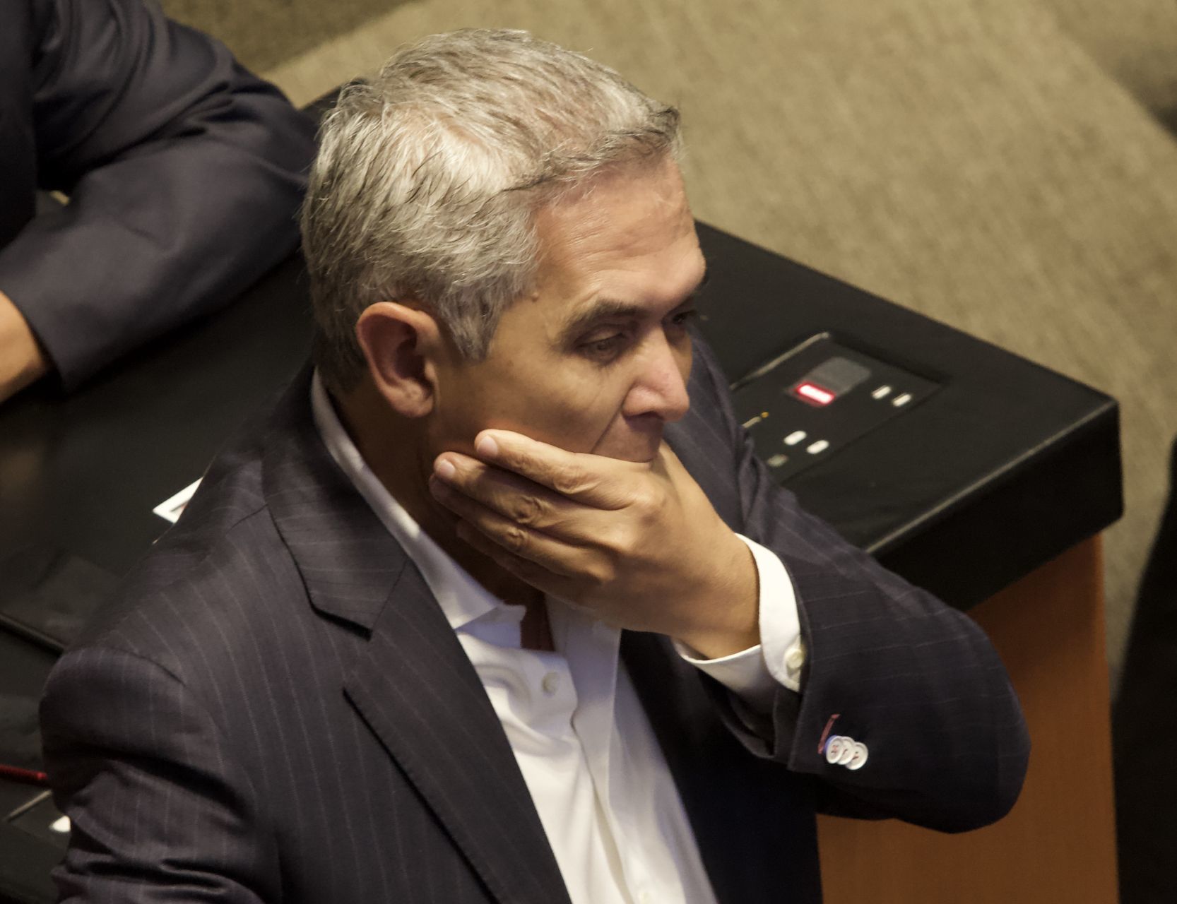 Detienen a exfuncionario de Mancera por presuntamente autorizar obras irregulares